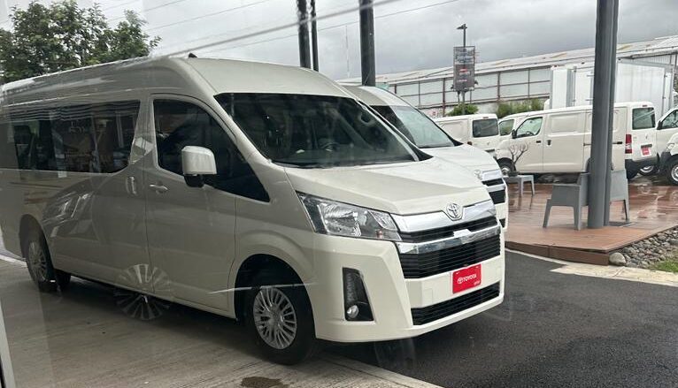 San José Airport to Nosara shuttle